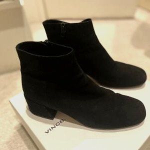Vince Ostend Short Suede Bootie in Black, Size 9
